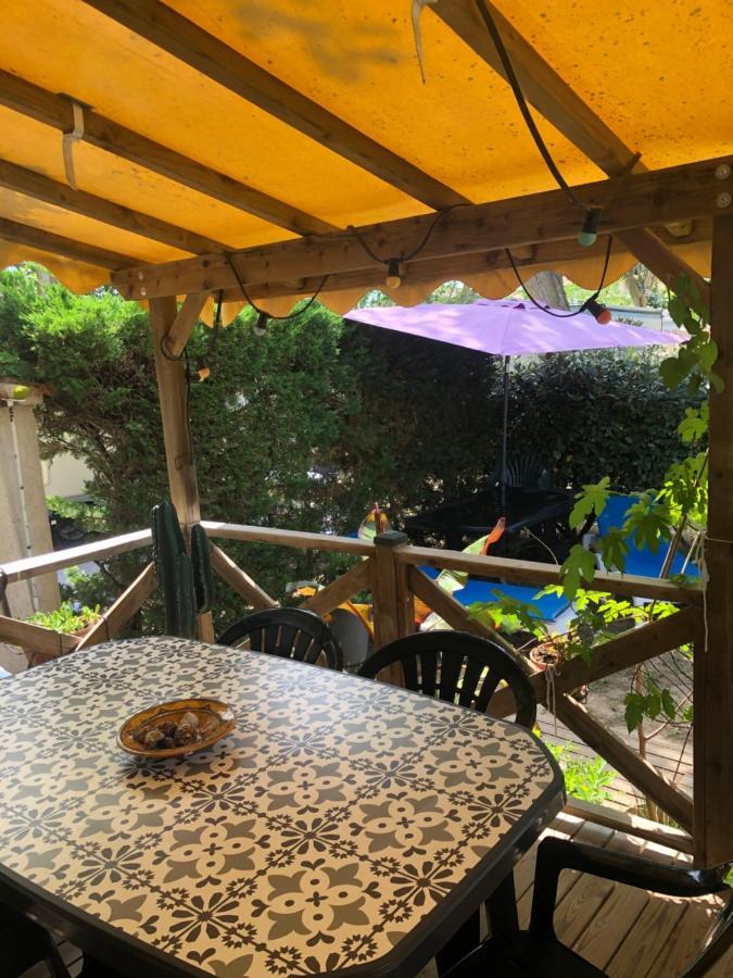 Mobil Home Climatise Camping 4* Le Grau Du Roi Les Jardins De Tivoli 外观 照片